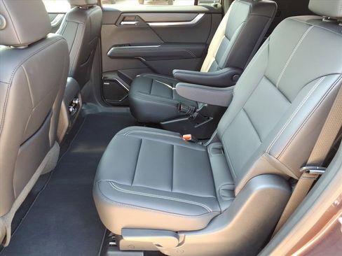 New 2026 GMC Acadia Elevation w/ Elevation Premium Package image 11