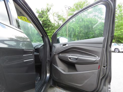 Used 2018 Ford Escape SE AWD/4WD image 12