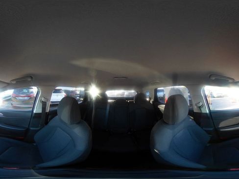 Used 2025 Kia Sportage LX image 41