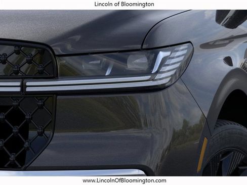 New 2026 Lincoln Navigator Reserve w/ Jet Appearance Package AWD/4WD image 21