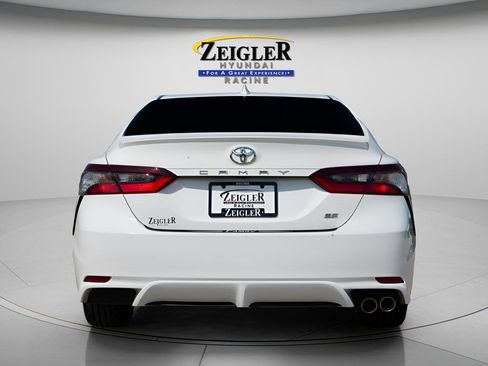 Used 2023 Toyota Camry SE w/ Cold Weather Package FWD image 7