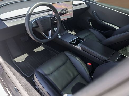 Used 2025 Tesla Model 3 Long Range RWD image 10