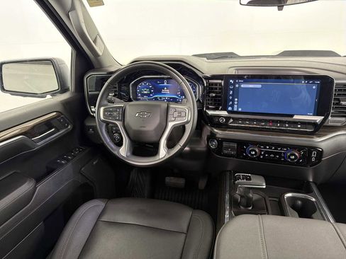 Used 2024 Chevrolet Silverado 1500 LT Trail Boss w/ LT Trail Boss Premium Package image 19