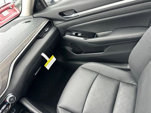 New 2025 Nissan Altima 2.5 SL image 27