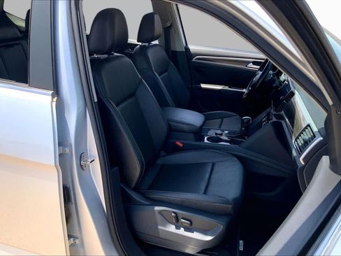 Used 2018 Volkswagen Atlas SEL AWD/4WD image 8