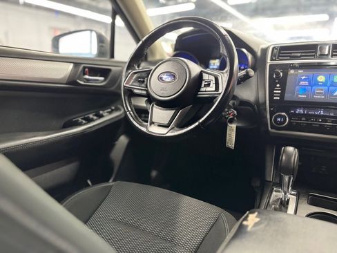 Used 2019 Subaru Outback 2.5i Premium AWD/4WD image 8