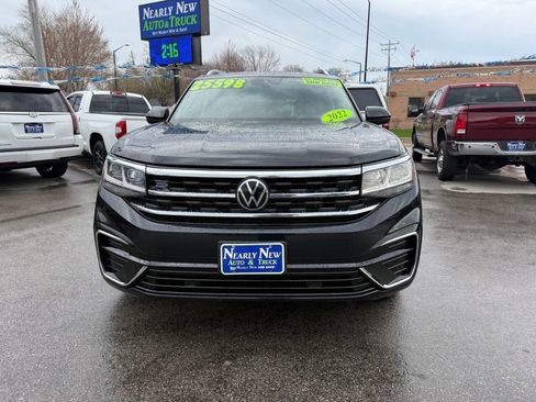 Used 2022 Volkswagen Atlas SEL R-Line AWD/4WD image 3
