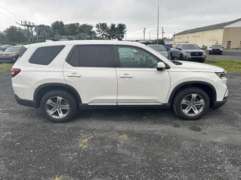 Used 2023 Honda Pilot EX-L image 9