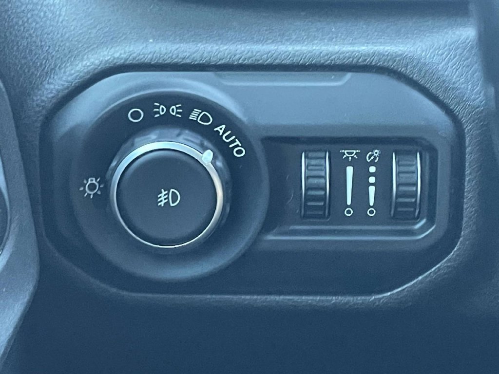 Used 2020 Jeep Wrangler Unlimited Sport S AWD/4WD image 27