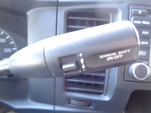 Used 2019 Nissan NV 3500 SL image 37