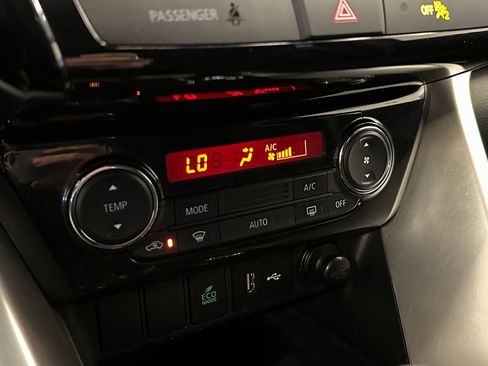 Used 2022 Mitsubishi Eclipse Cross ES image 13