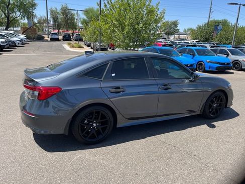 Used 2024 Honda Civic Sport image 5