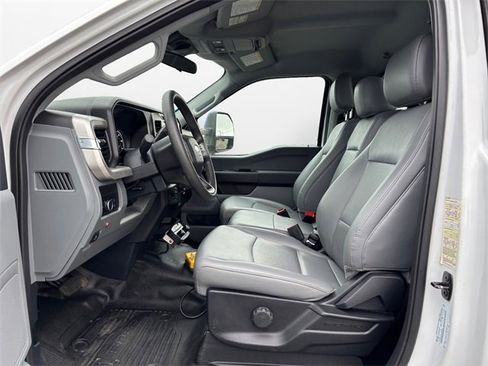 Used 2024 Ford F350 XL w/ Snow Plow Prep Package image 4