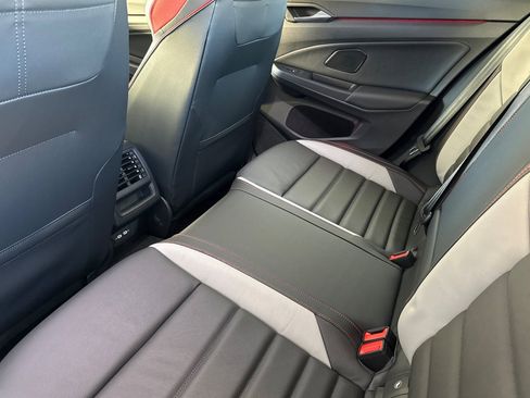 New 2026 Volkswagen GTI SE image 11