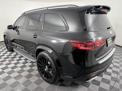 Certified 2025 Mercedes-Benz GLS 580 4MATIC image 9