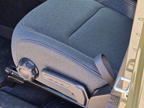 New 2025 Jeep Gladiator Willys image 18