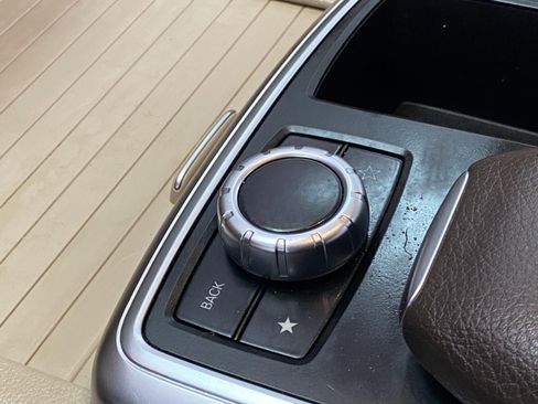 Used 2015 Mercedes-Benz ML 350 4MATIC image 31