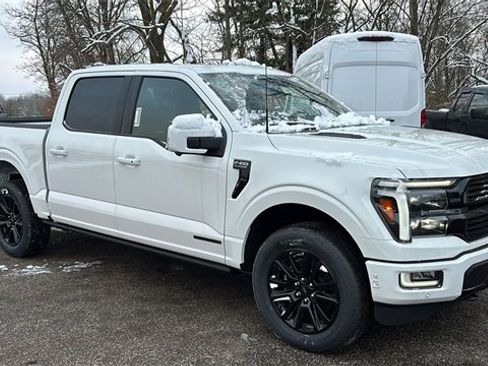 New 2025 Ford F150 Platinum w/ Equipment Group 702A High image 28