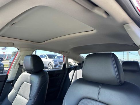 Used 2023 Honda Civic Touring image 23