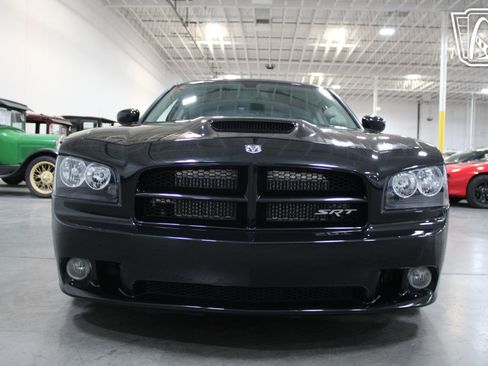 Used 2006 Dodge Charger SRT8 w/ SRT Option Group III image 35