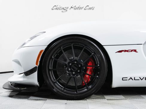 Used 2016 Dodge Viper ACR image 4