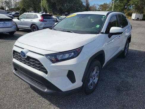 Used 2022 Toyota RAV4 LE image 14
