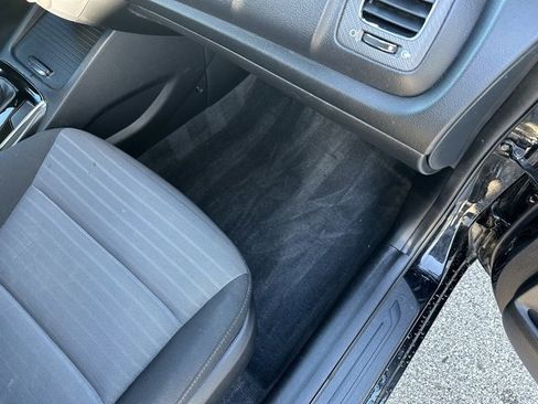 Used 2017 Kia Forte S image 13