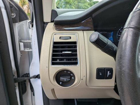 Used 2017 Ford Flex Limited AWD/4WD image 26