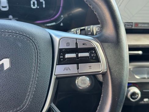 Certified 2024 Kia Telluride LX FWD image 25