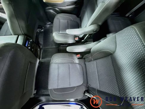 Used 2023 GMC Acadia SLE w/ Driver Convenience Package AWD/4WD image 30