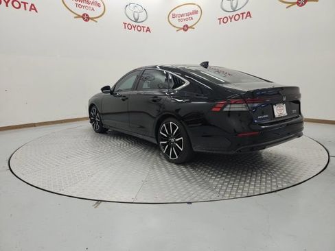 Used 2024 Honda Accord Touring image 6