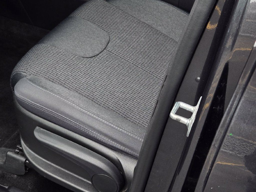 Used 2023 Hyundai Santa Fe SE AWD/4WD image 31