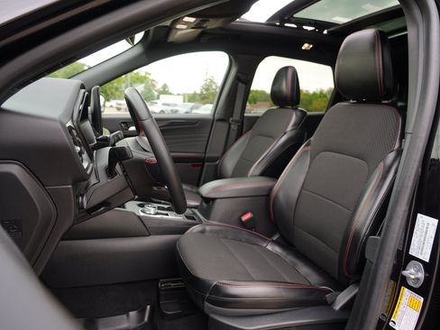 Used 2024 Ford Escape ST-Line w/ Tech Pack #1 AWD/4WD image 14