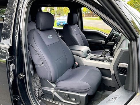 Used 2018 Ford F150 Raptor w/ Equipment Group 802A Luxury image 7