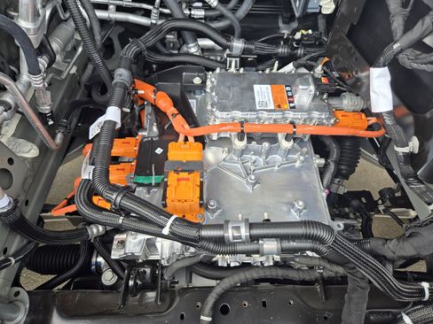 New 2025 Cadillac Lyriq Sport image 21