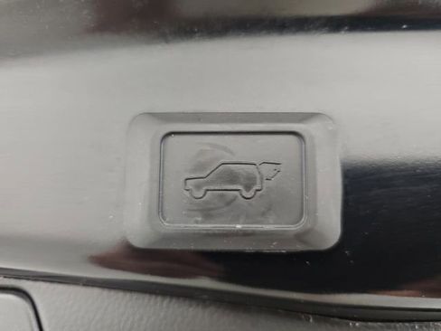 Certified 2025 Toyota RAV4 XLE w/ Convenience Package image 34