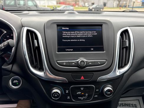 Used 2020 Chevrolet Equinox LT image 16