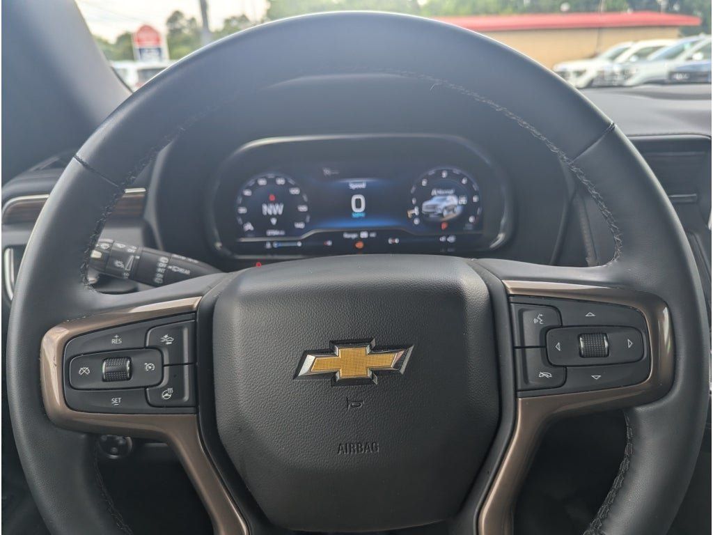 Used 2024 Chevrolet Tahoe High Country AWD/4WD image 18