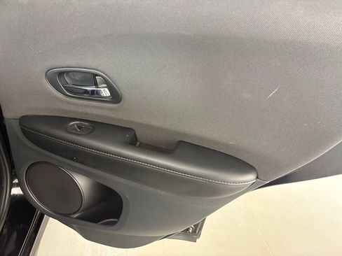 Used 2020 Honda HR-V Sport image 36