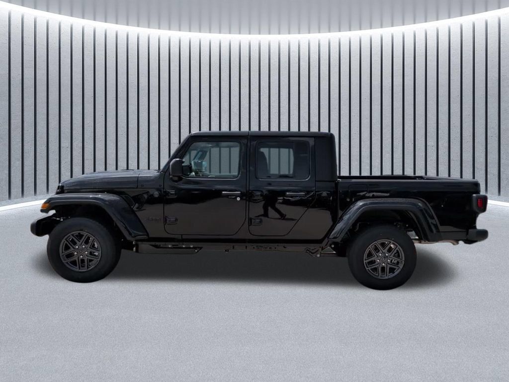 New 2026 Jeep Gladiator Sport AWD/4WD image 15