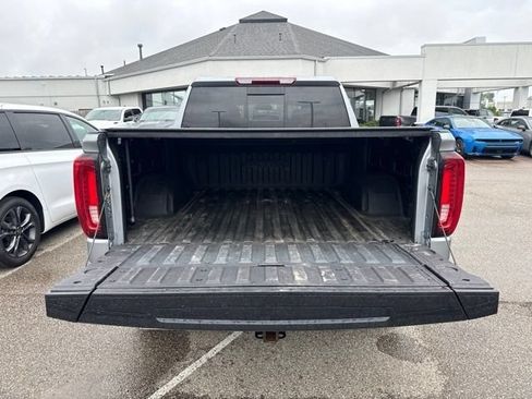 Used 2024 GMC Sierra 1500 AT4 w/ AT4 Premium Package AWD/4WD image 13