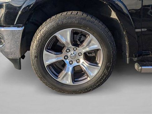 Used 2019 RAM 1500 Laramie image 27