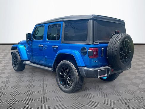 Used 2023 Jeep Wrangler Unlimited Sahara AWD/4WD image 8