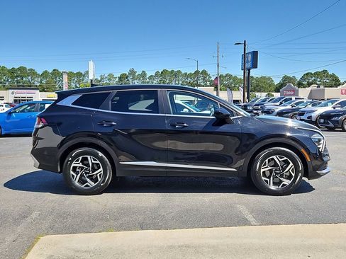 Used 2024 Kia Sportage LX FWD image 8