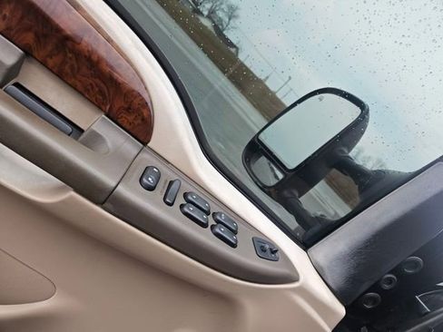 Used 2004 Ford F250 XL image 11