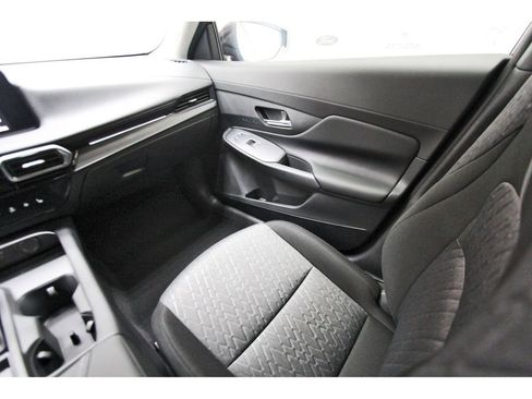 New 2026 Nissan Sentra SV w/ SV Convenience Package image 8