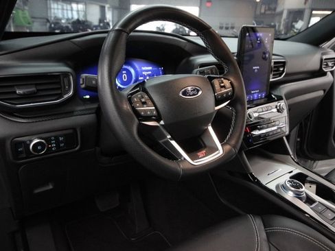 Used 2023 Ford Explorer ST w/ Equipment Group 401A image 18