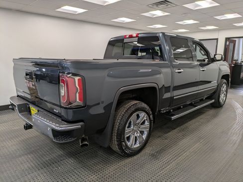 Used 2018 GMC Sierra 1500 SLT image 4
