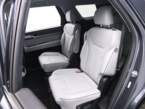 Used 2024 Hyundai Palisade SEL AWD/4WD image 19