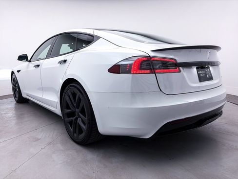 Used 2021 Tesla Model S Plaid AWD/4WD image 22